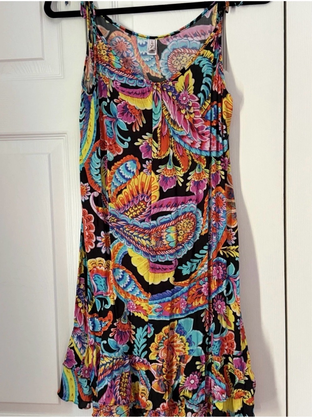 Luli Fama Floral Cover Up
Dress Size Medium